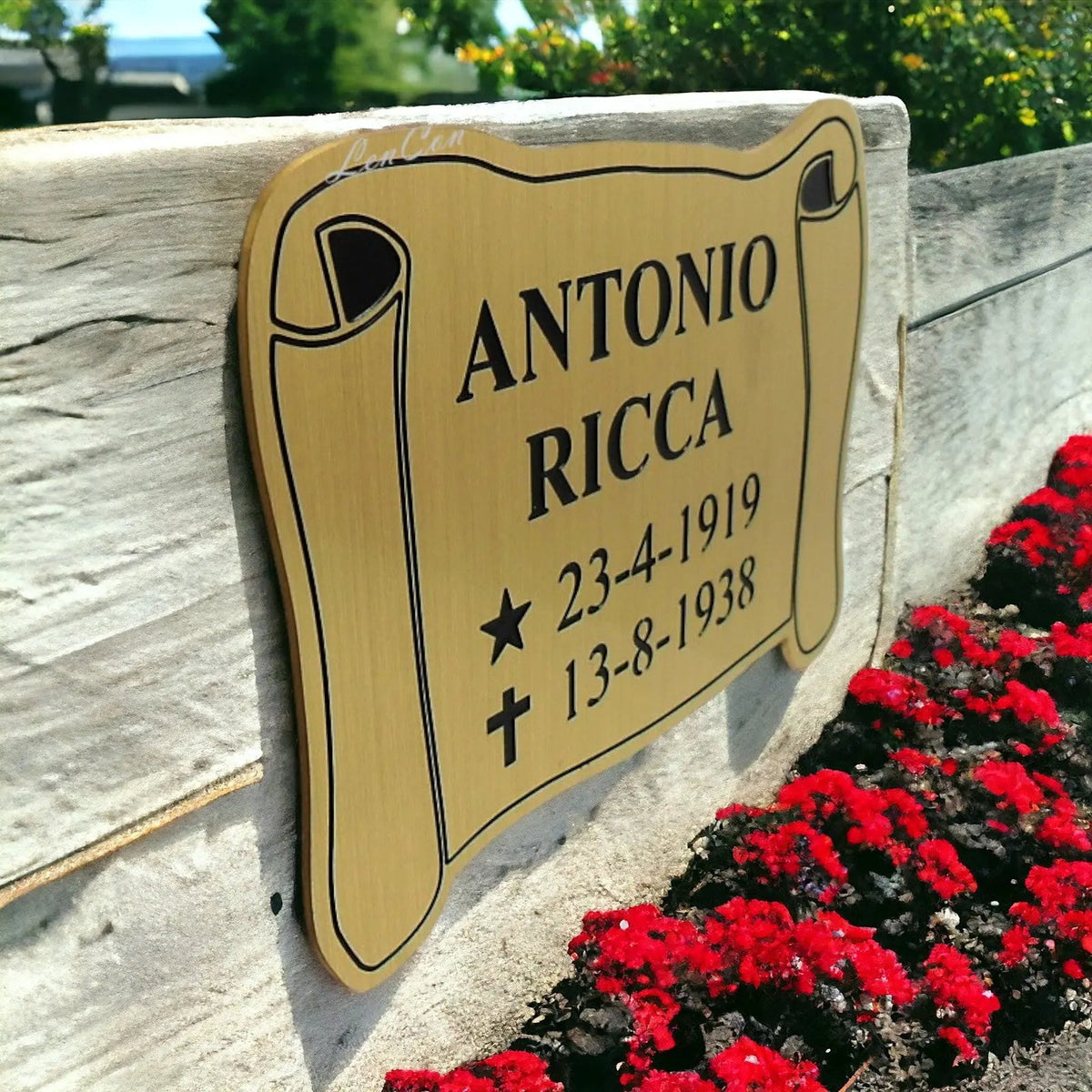 TARGA FUNERARIA IN OTTONE PER LAPIDI E LOCULI MODELLO PERGAMENA