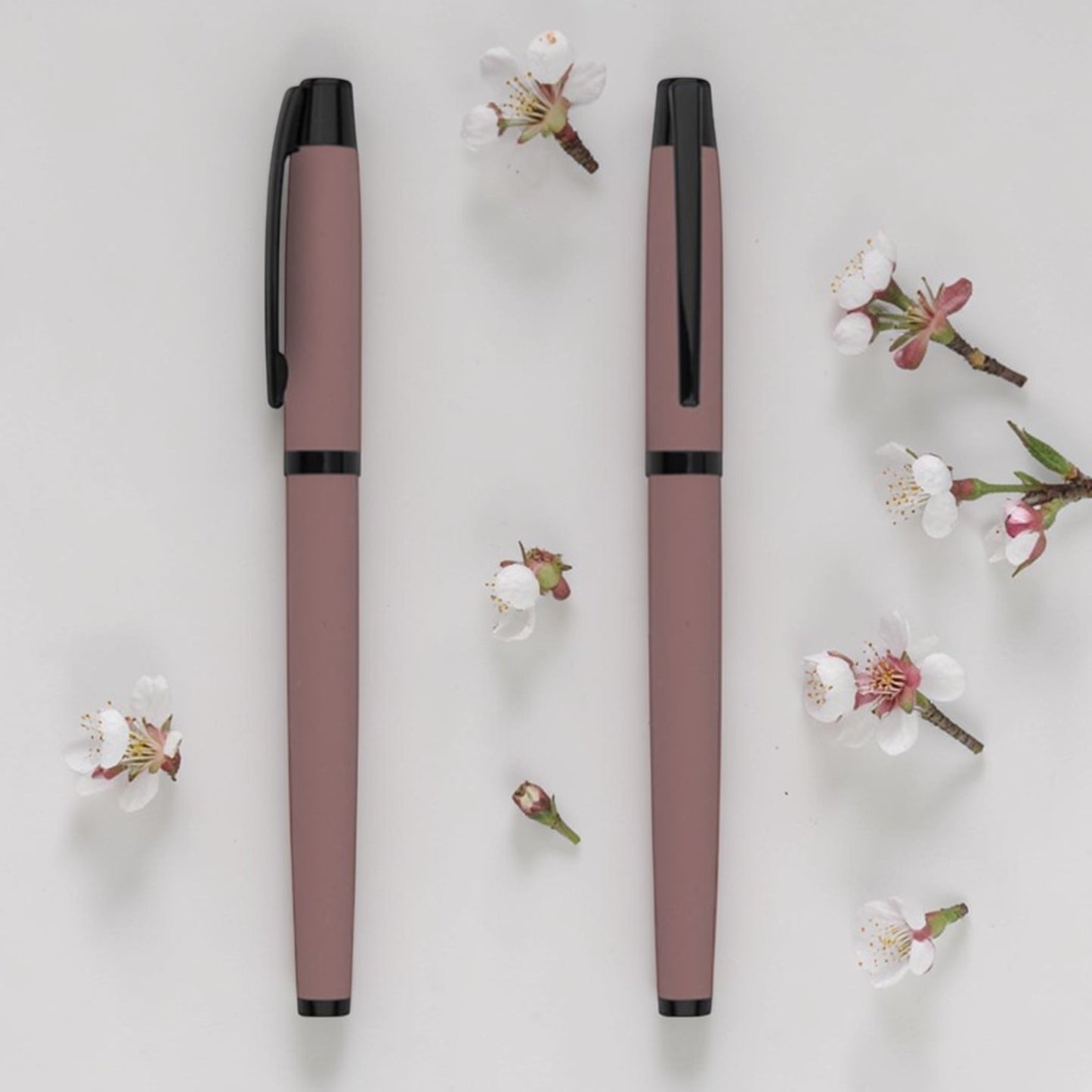 Penna Stilografica con Nome Inciso - Regalo Personalizzato con  Astuccio Regalo aziendale