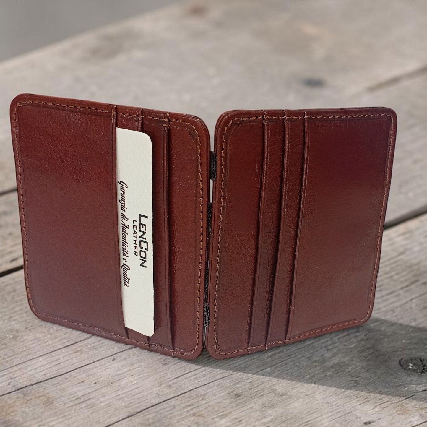 Portafoglio porta carte di credito con incisione del nome