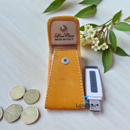 Portachiavi Multiuso in Vero Cuoio – Organizer USB e Telecomando – Made in Italy Giallo