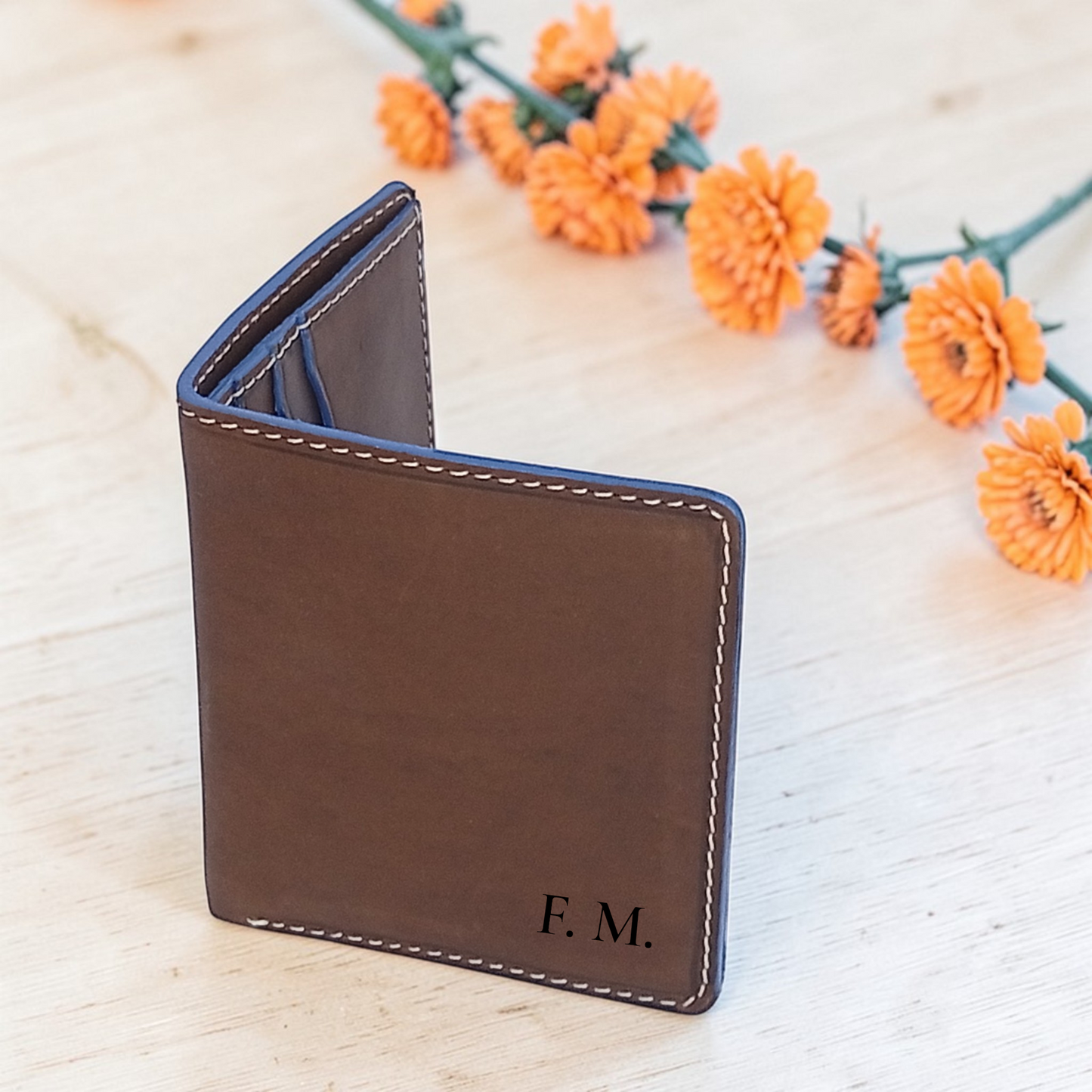 Portafoglio Mini Uomo in Vera Pelle Artigianale – Slim & Compatto Marrone